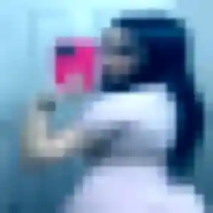 Découvre Pauline, 34 ans à Albon en privé
