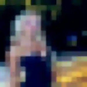 Découvre Anne-Laure, 44 ans à Alès en privé