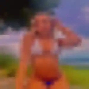 Pauline (32 ans) à Allanche cherche un plan cul aujourd'hui