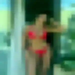 Lena, 35 ans, cherche un plan cul à Angerville-la-Martel