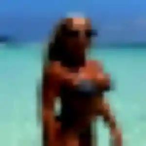 Photo perso de Lucienne, 24 ans à Anthy-sur-Léman - rencontre sans lendemain