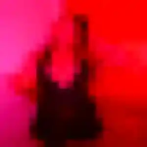 Contacte Elodie, 26 ans à Antibes en privé