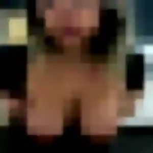 Nadine, fille de 32 ans cherche plan cul à Antigny