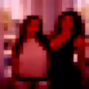 Julie, 36 ans, en ligne à Arpajon-sur-Cère pour une rencontre coquine