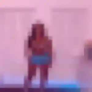 Jolie Penelope, 37 ans à Auray - la contacter