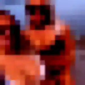 Dounia de Aveizieux, 26 ans - plan cul discret