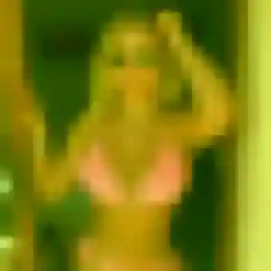 Découvre Maelys, 33 ans à Avize en privé