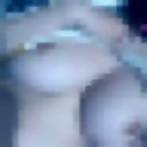 plan cul à Aydoilles : photo de Clara, 29 ans - accès libre