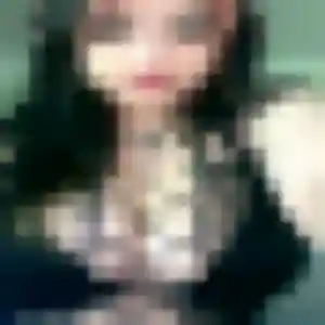 Brigitte, 23 ans, connectée à Ayguesvives pour une rencontre coquine