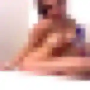 Bertrane, 31 ans, cherche un plan cul à Azas