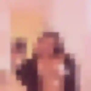 Photo privée de Emma, 32 ans à Baguer-Morvan - rencontre coquine