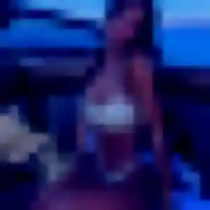 Charmante Regine, 41 ans à Barbières - la contacter