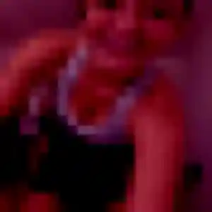 Anouk, 30 ans, connectée à Bassou pour une rencontre coquine