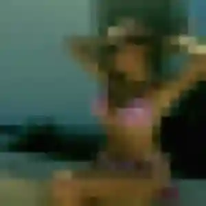 Christelle, 34 ans, disponible à Baud pour un plan cul