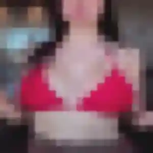 Rejoins Alice, 25 ans à Bavent en t'inscrivant