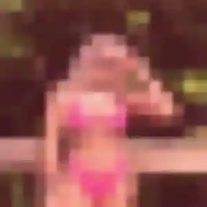 Belle Fleur, 22 ans à Bavinchove - voir sa photo