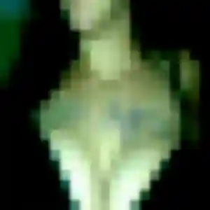 Albertine (23 ans) à Bertholène propose un plan cul ce soir