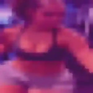 Lucienne, femme de 24 ans propose plan cul à Bining
