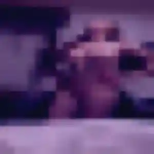 Nina (22 ans) à Biozat cherche un plan cul aujourd'hui