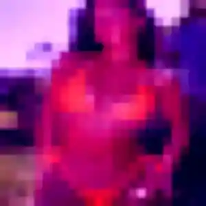 plan cul à Blyes : photo de Dounia, 33 ans - inscription gratuite