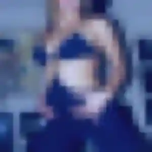 Tania (43 ans) à Bort-l'Étang propose un plan cul maintenant