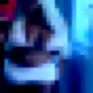 Photo de Emma à Bourg-Blanc (37 ans) - plan cul anonyme