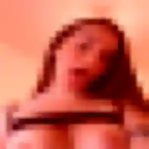 Photo privée de Aisha, 23 ans à Brie-Comte-Robert - rencontre coquine
