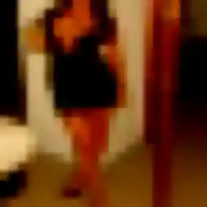 Iris (25 ans) à Brignac attend une rencontre maintenant