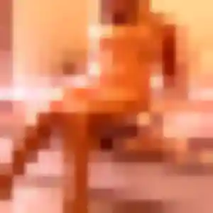 Rebecca de Brillon, 33 ans - plan cul discret
