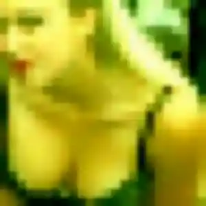 Charmante Naomi, 29 ans à Brochon - voir sa photo