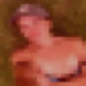 Geraldine, femme de 22 ans propose plan cul à Brouzet-lès-Alès