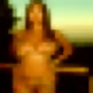 Lilou, fille de 22 ans cherche plan cul à Calan