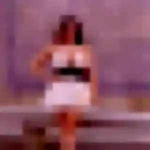 Charmante Penelope, 43 ans à Cambremer - la contacter
