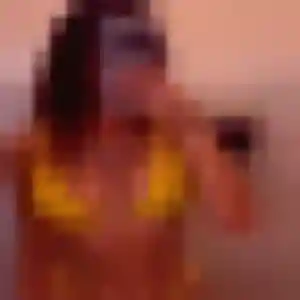 Adelaide (44 ans) à Canéjan attend un plan cul aujourd'hui