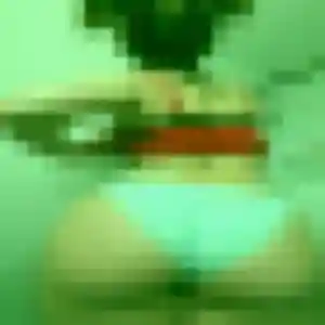 Zoe, 26 ans, dispo pour plan cul à Canisy