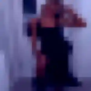 Lena, 33 ans, dispo pour plan cul à Canohès