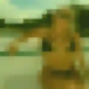 Chloe, femme de 22 ans propose plan cul à Castillon-du-Gard