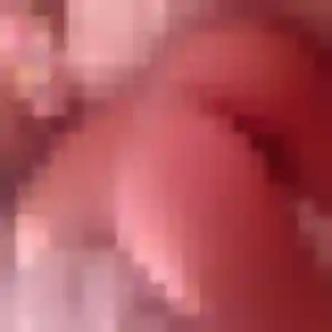 Rym, 24 ans, connectée à Caux pour un plan cul