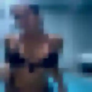 Elsa, femme de 37 ans veut plan cul à Ceaulmont