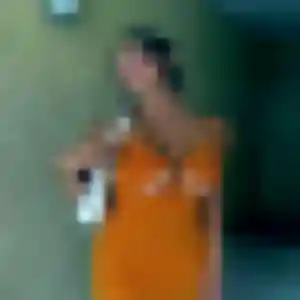 Flore (22 ans) à Ceaulmont attend une rencontre maintenant