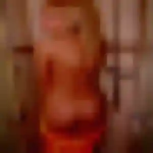 Photo de Ulrike à Chambon (44 ans) - plan cul sans inscription