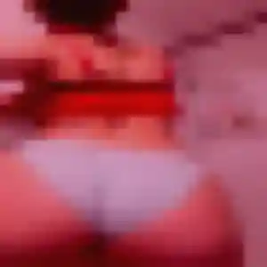 Photo de Nolwenn à Chanac (25 ans) - plan cul gratuit