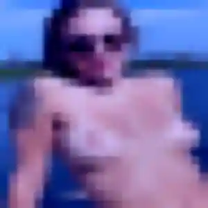 Amel (35 ans) à Chanonat cherche un plan cul ce soir