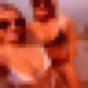 Khadija, 22 ans, cherche un plan cul à Charbonnières-les-Varennes