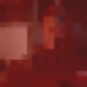 Brune, 22 ans, cherche un plan cul à Châteauneuf