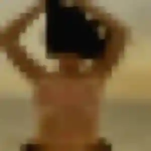 Siham, 27 ans, disponible à Châteauneuf pour un plan cul