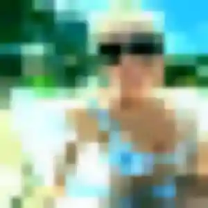 Photo de Tessa à Châteauneuf-Villevieille (25 ans) - plan cul sans inscription