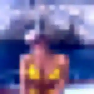 Leonore, femme de 36 ans propose plan cul à Châteldon