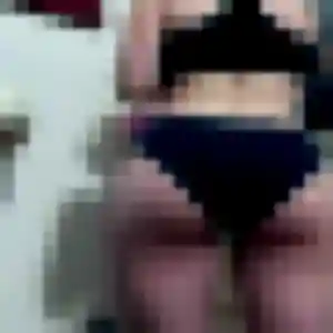 plan cul à Cheminot : photo de Colombine, 27 ans - accès libre