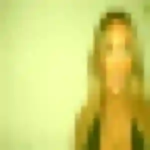 Rejoins Flore, 31 ans à Cherveux en privé